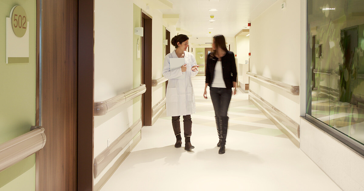 Woman with heart disease undergoing breast cancer treatment in 2025